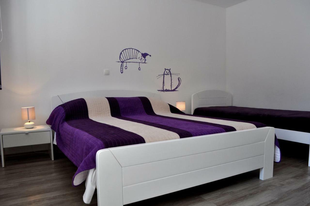 Bay Sascica Apartment Sali Bagian luar foto