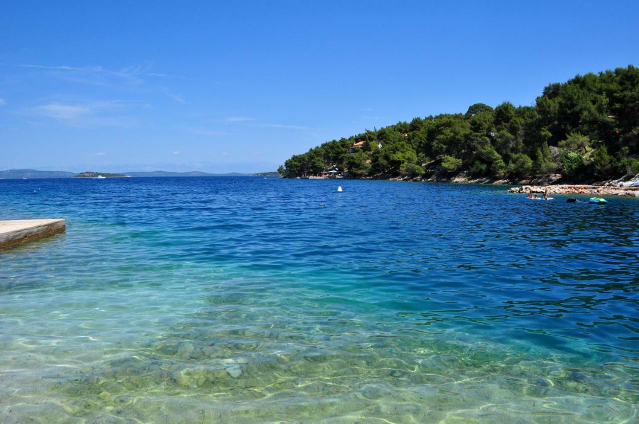 Bay Sascica Apartment Sali Bagian luar foto